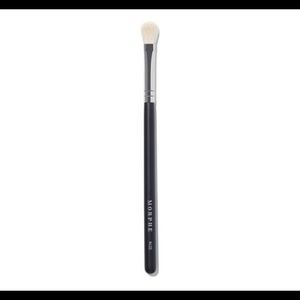NEW! Morphe M433 makeup brush